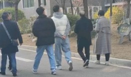 诸暨网红吃瓜事件